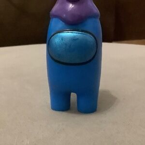 Extremely SUS among us figure